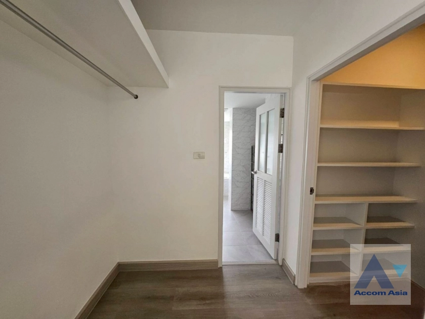 15  3 br Apartment for rent and sale in Sukhumvit ,Bangkok BTS Thong Lo at Oasis at Sukhumvit AA44435