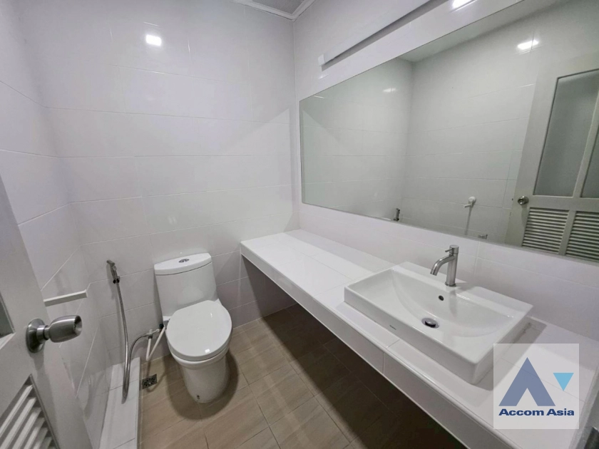 8  3 br Apartment for rent and sale in Sukhumvit ,Bangkok BTS Thong Lo at Oasis at Sukhumvit AA44435