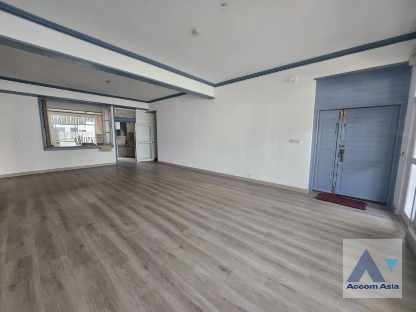 7  3 br Apartment for rent and sale in Sukhumvit ,Bangkok BTS Thong Lo at Oasis at Sukhumvit AA44435