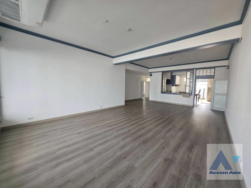 6  3 br Apartment for rent and sale in Sukhumvit ,Bangkok BTS Thong Lo at Oasis at Sukhumvit AA44435