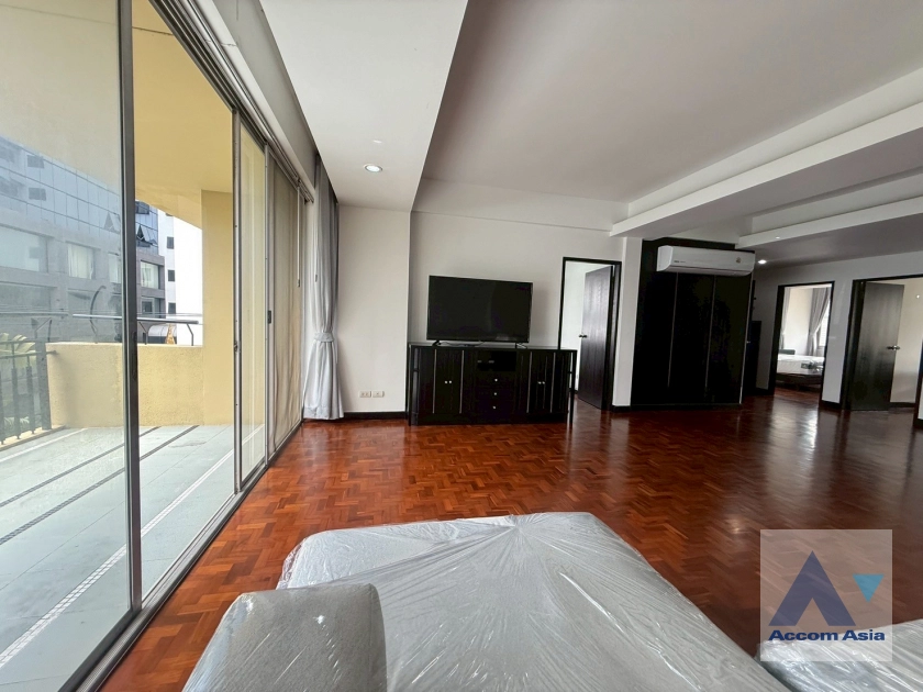 unitPet friendly |  2 Bedrooms  Apartment For Rent & Sale in Sukhumvit, Bangkok  near BTS Thong Lo (AA44439)