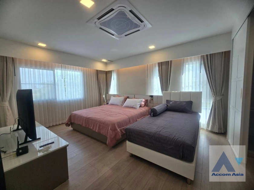 8  5 br House For Rent in Samutprakan ,Samutprakan  at Villaggio 3 Srinakarin Bangna AA44447