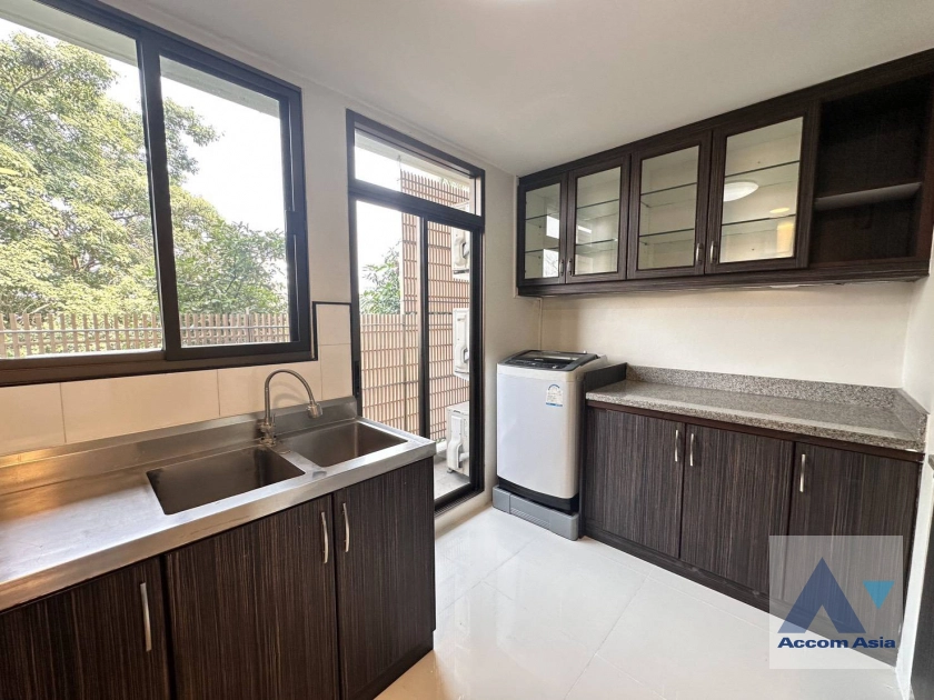 5  3 br Apartment For Rent in Sukhumvit ,Bangkok BTS Thong Lo at Comfortable for living AA44449