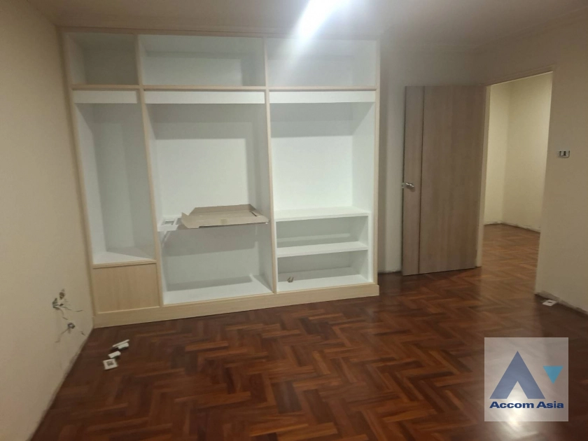4  3 br Apartment for rent and sale in Sukhumvit ,Bangkok BTS Ekkamai at Ideal Place For Big Families AA44452