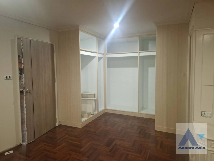 5  3 br Apartment for rent and sale in Sukhumvit ,Bangkok BTS Ekkamai at Ideal Place For Big Families AA44452