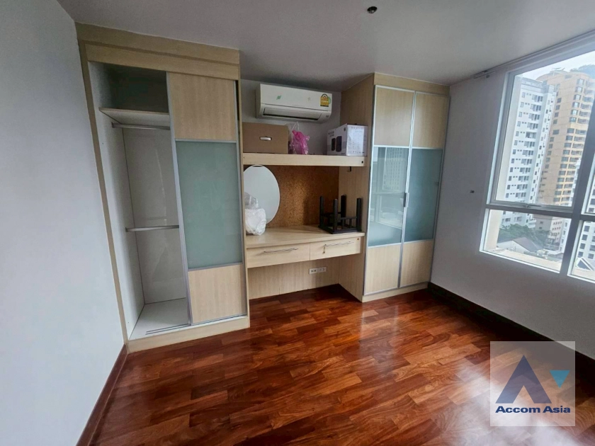 15  2 br Condominium For Rent in Ploenchit ,Bangkok BTS Chitlom at Urbana Langsuan AA44455