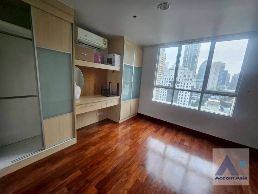 14  2 br Condominium For Rent in Ploenchit ,Bangkok BTS Chitlom at Urbana Langsuan AA44455