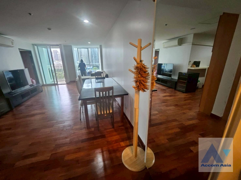 5  2 br Condominium For Rent in Ploenchit ,Bangkok BTS Chitlom at Urbana Langsuan AA44455