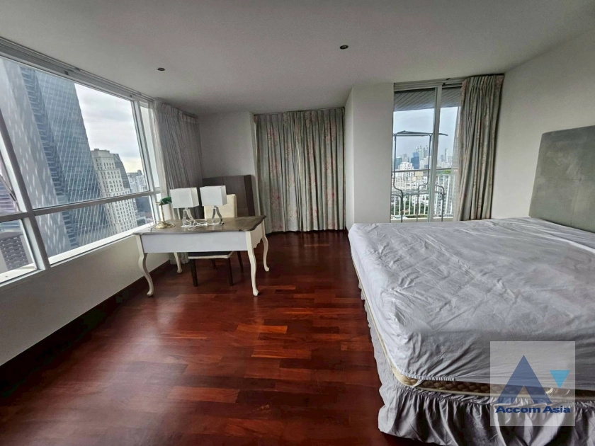 12  3 br Condominium for rent and sale in Ploenchit ,Bangkok BTS Chitlom at Urbana Langsuan AA44461