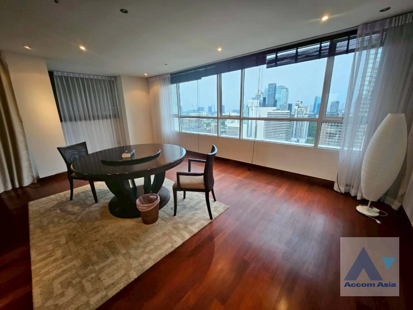 6  3 br Condominium for rent and sale in Ploenchit ,Bangkok BTS Chitlom at Urbana Langsuan AA44461