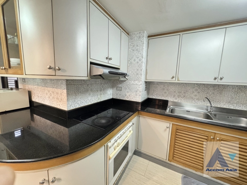 8  2 br Apartment for rent and sale in Sukhumvit ,Bangkok BTS Nana at Contemporary Lifestyle AA44462