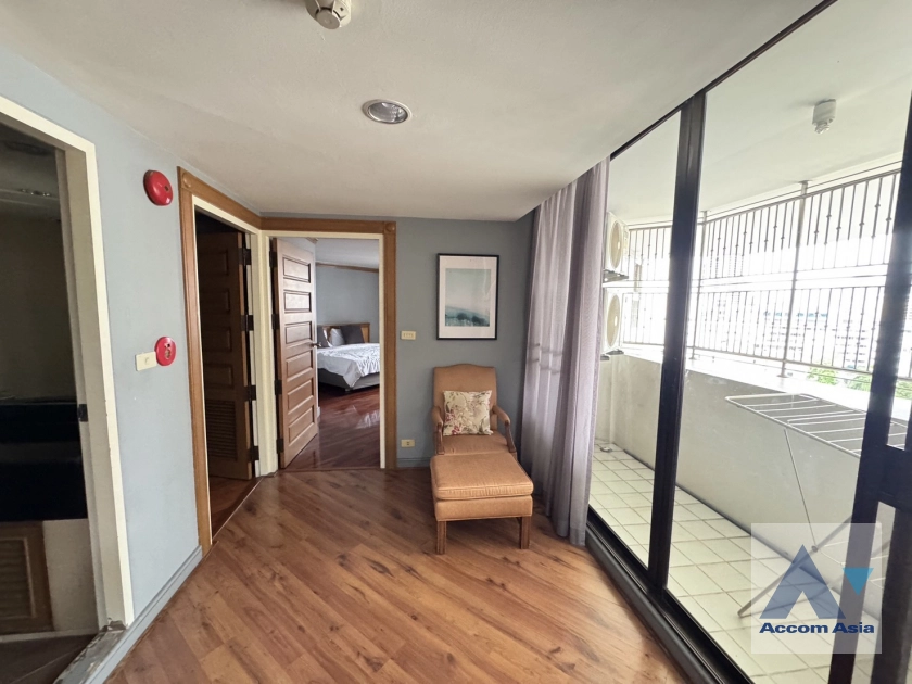 6  2 br Apartment for rent and sale in Sukhumvit ,Bangkok BTS Nana at Contemporary Lifestyle AA44462