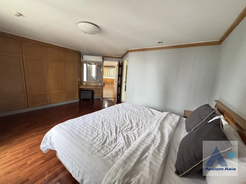 11  2 br Apartment for rent and sale in Sukhumvit ,Bangkok BTS Nana at Contemporary Lifestyle AA44462