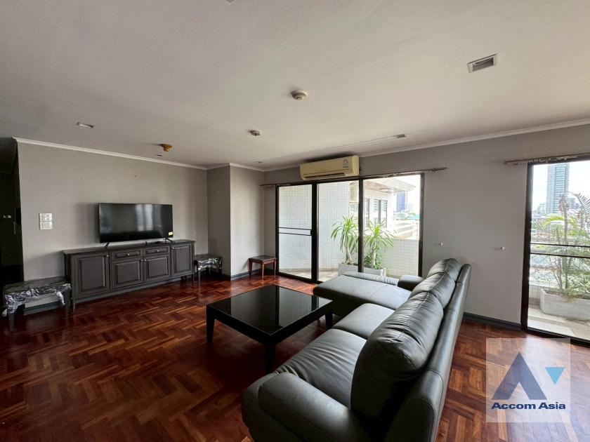  Richmond Palace Condominium  2 Bedroom for Rent BTS Phrom Phong in Sukhumvit Bangkok