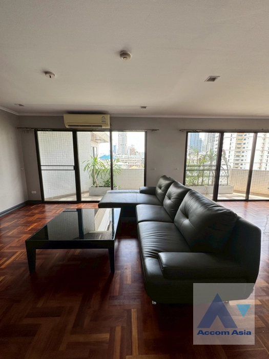 unit 2 Bedrooms  Condominium For Rent in Sukhumvit, Bangkok  near BTS Phrom Phong (AA44463)