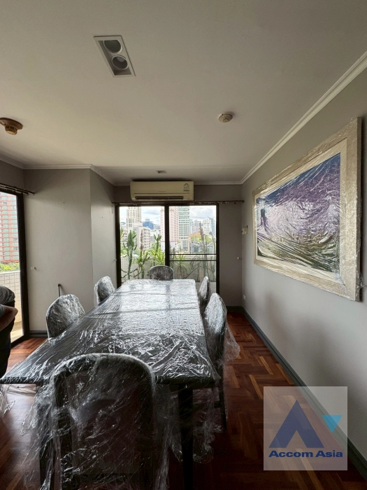 unit 2 Bedrooms  Condominium For Rent in Sukhumvit, Bangkok  near BTS Phrom Phong (AA44463)