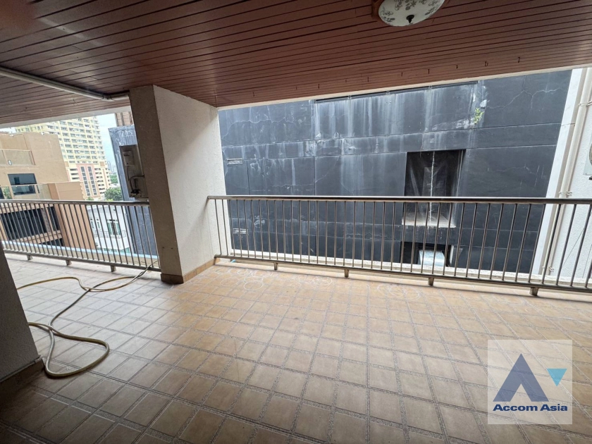 7  3 br Apartment for rent and sale in Sukhumvit ,Bangkok BTS Nana at Low rise and Peaceful AA44468