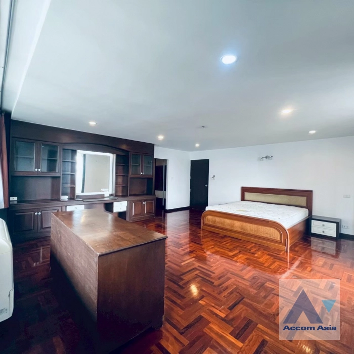  1  3 br Apartment For Rent in Sukhumvit ,Bangkok BTS Phrom Phong at Family Size Residence Starting at 280 Sqm AA44469
