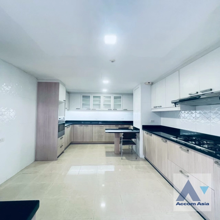  1  3 br Apartment For Rent in Sukhumvit ,Bangkok BTS Phrom Phong at Family Size Residence Starting at 280 Sqm AA44469