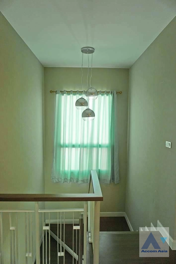 7  4 br House for rent and sale in Samutprakan ,Samutprakan  at House in Compound AA44479