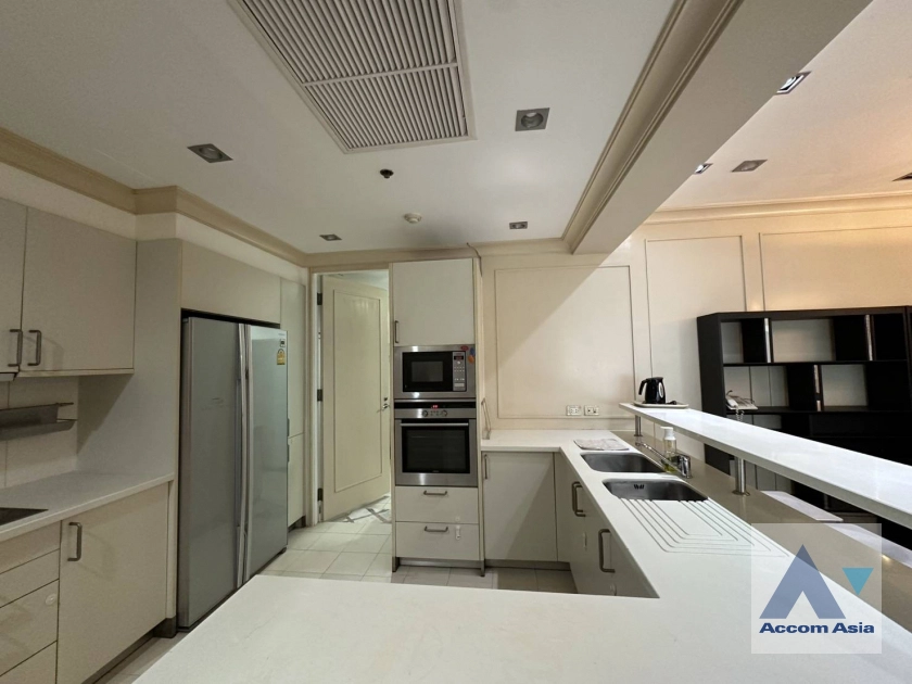 7  3 br Condominium for rent and sale in Silom ,Bangkok BTS Sala Daeng - MRT Silom at Royal Saladaeng AA44482