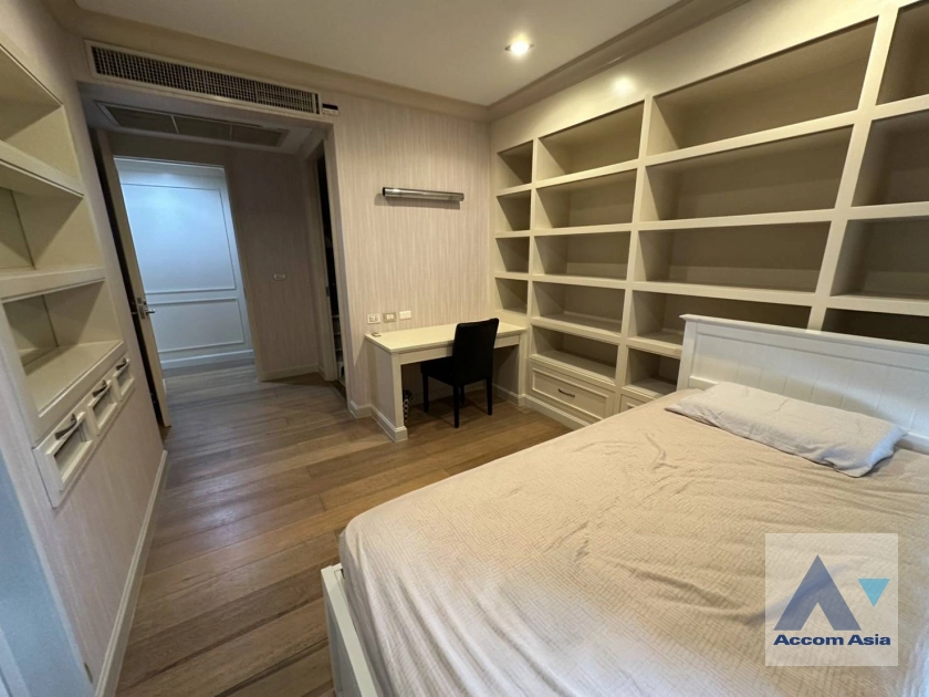 18  3 br Condominium for rent and sale in Silom ,Bangkok BTS Sala Daeng - MRT Silom at Royal Saladaeng AA44482