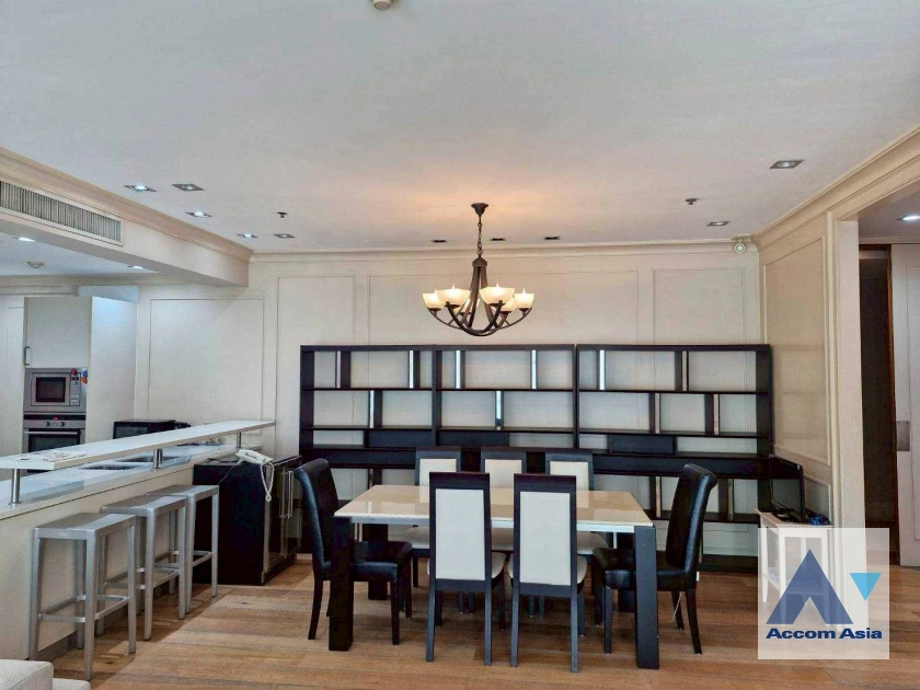 5  3 br Condominium for rent and sale in Silom ,Bangkok BTS Sala Daeng - MRT Silom at Royal Saladaeng AA44482