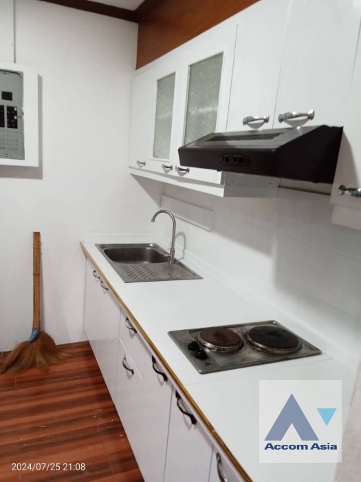 unitPet friendly |  2 Bedrooms  Condominium For Rent & Sale in Ploenchit, Bangkok  near BTS Ploenchit (AA44485)