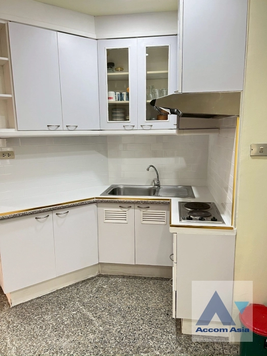  1  2 br Condominium for rent and sale in Ploenchit ,Bangkok BTS Ploenchit at Witthayu Complex AA44485