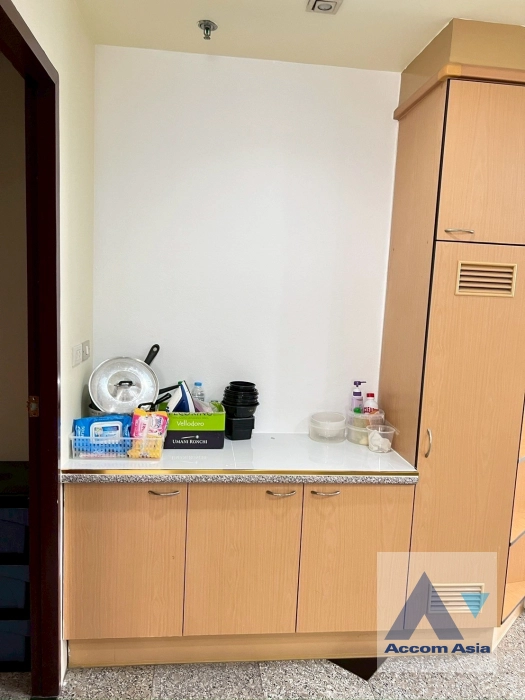 6  2 br Condominium for rent and sale in Ploenchit ,Bangkok BTS Ploenchit at Witthayu Complex AA44485