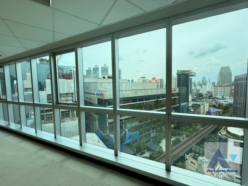 10  Office Space For Rent in Sukhumvit ,Bangkok BTS Phrom Phong at UBC II Building AA44486