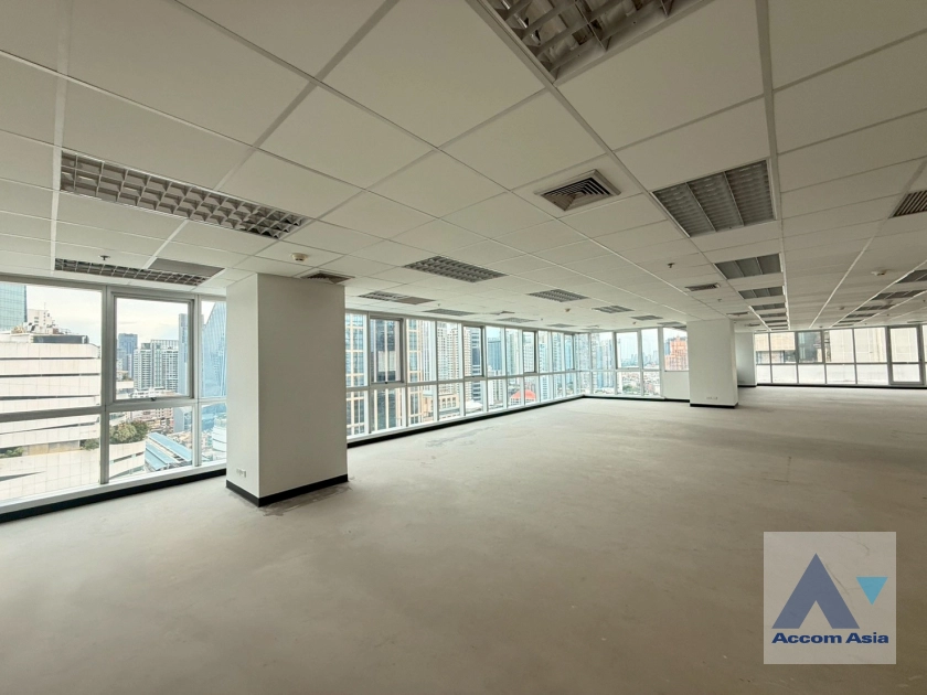 6  Office Space For Rent in Sukhumvit ,Bangkok BTS Phrom Phong at UBC II Building AA44486