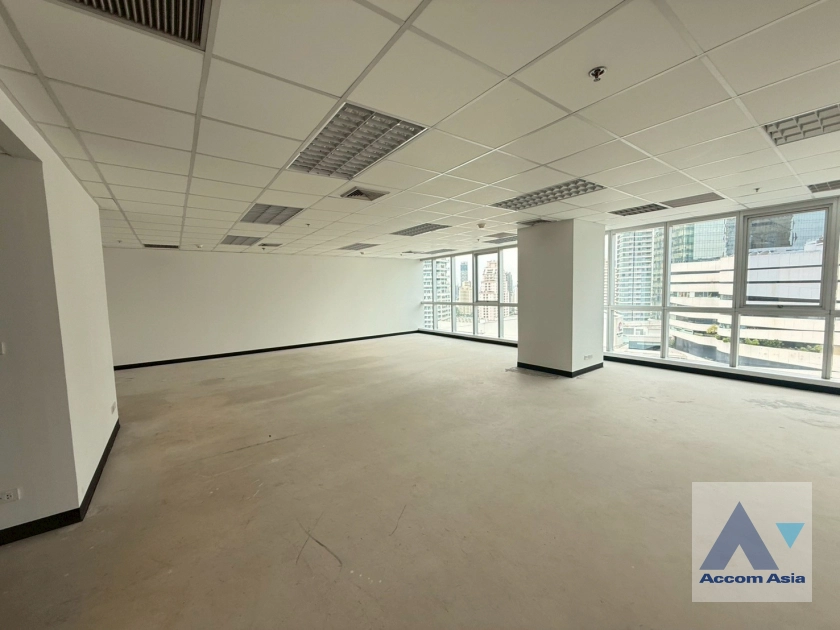 9  Office Space For Rent in Sukhumvit ,Bangkok BTS Phrom Phong at UBC II Building AA44486