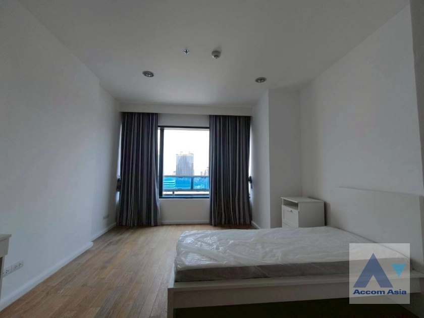 18  2 br Condominium for rent and sale in Ploenchit ,Bangkok BTS Chitlom at Royal Maneeya Executive Residence AA44487