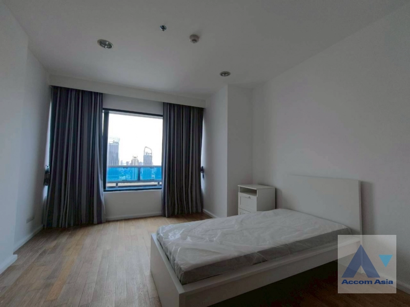 19  2 br Condominium for rent and sale in Ploenchit ,Bangkok BTS Chitlom at Royal Maneeya Executive Residence AA44487