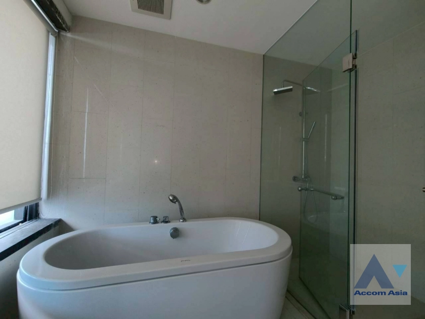 16  2 br Condominium for rent and sale in Ploenchit ,Bangkok BTS Chitlom at Royal Maneeya Executive Residence AA44487