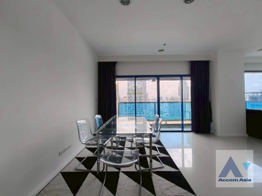 unit 2 Bedrooms  Condominium For Rent & Sale in Ploenchit, Bangkok  near BTS Chitlom (AA44487)