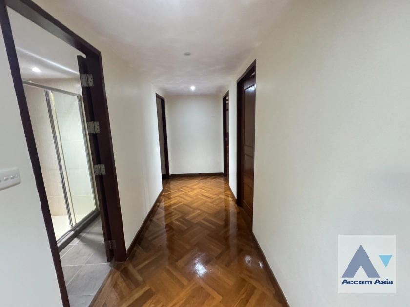 11  3 br Apartment For Rent in Sukhumvit ,Bangkok BTS Thong Lo at Spacious Room AA44488