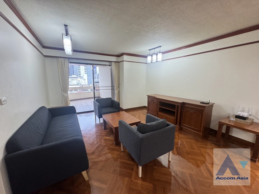 unit 3 Bedrooms  Apartment For Rent in Sukhumvit, Bangkok  near BTS Thong Lo (AA44488)