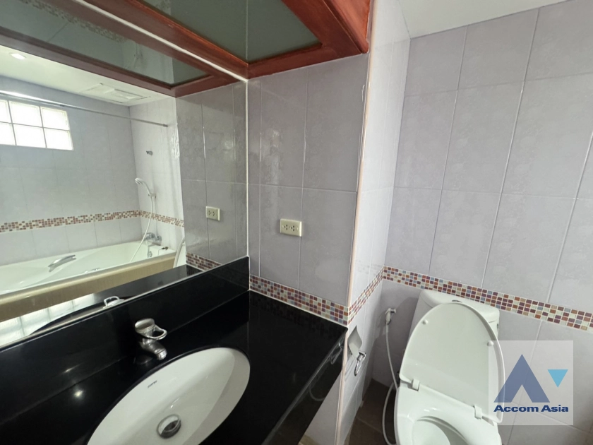 21  3 br Apartment For Rent in Sukhumvit ,Bangkok BTS Thong Lo at Spacious Room AA44488