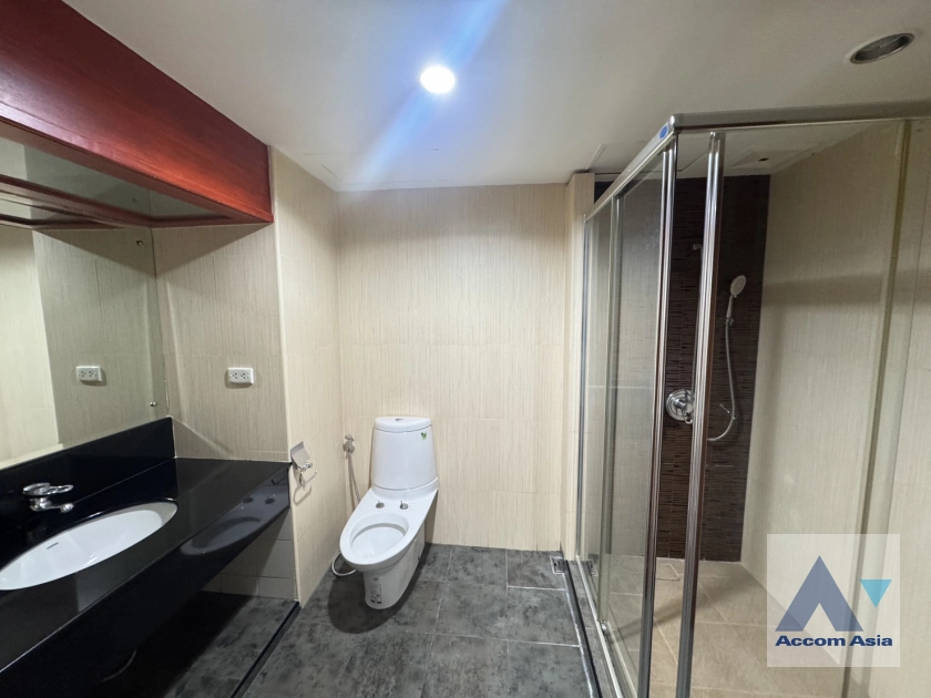 13  3 br Apartment For Rent in Sukhumvit ,Bangkok BTS Thong Lo at Spacious Room AA44489