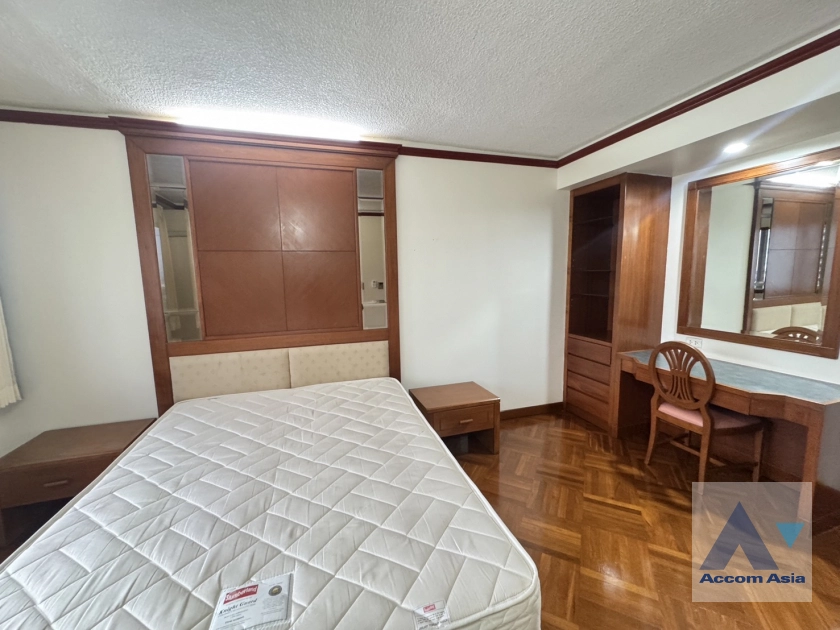 10  3 br Apartment For Rent in Sukhumvit ,Bangkok BTS Thong Lo at Spacious Room AA44489