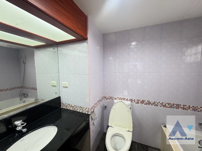 14  3 br Apartment For Rent in Sukhumvit ,Bangkok BTS Thong Lo at Spacious Room AA44489