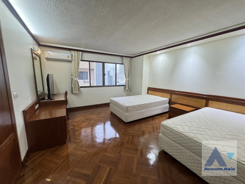 11  3 br Apartment For Rent in Sukhumvit ,Bangkok BTS Thong Lo at Spacious Room AA44489