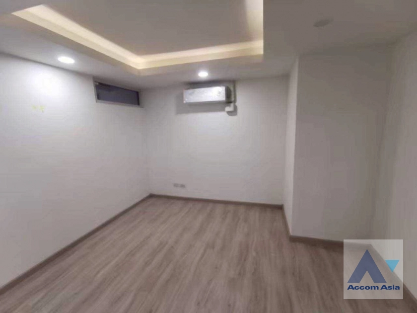 16  4 br Condominium for rent and sale in Sukhumvit ,Bangkok  at President Park Sukhumvit 24   AA44491