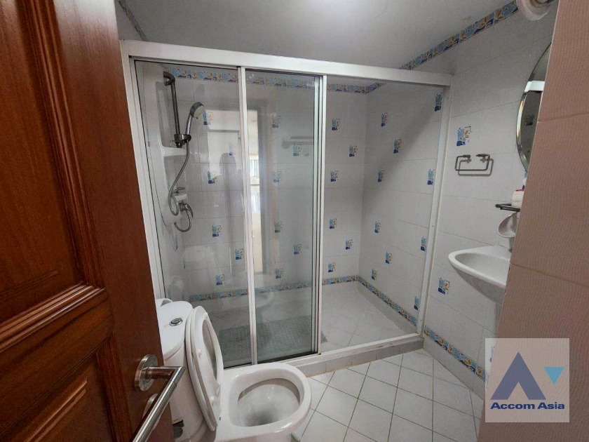 24  3 br Condominium For Sale in Sukhumvit ,Bangkok BTS Ekkamai at Casa Viva AA44496