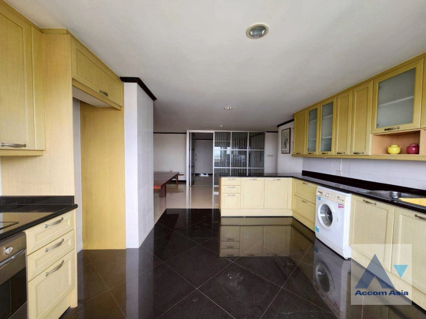 7  3 br Condominium For Sale in Sukhumvit ,Bangkok BTS Ekkamai at Casa Viva AA44496