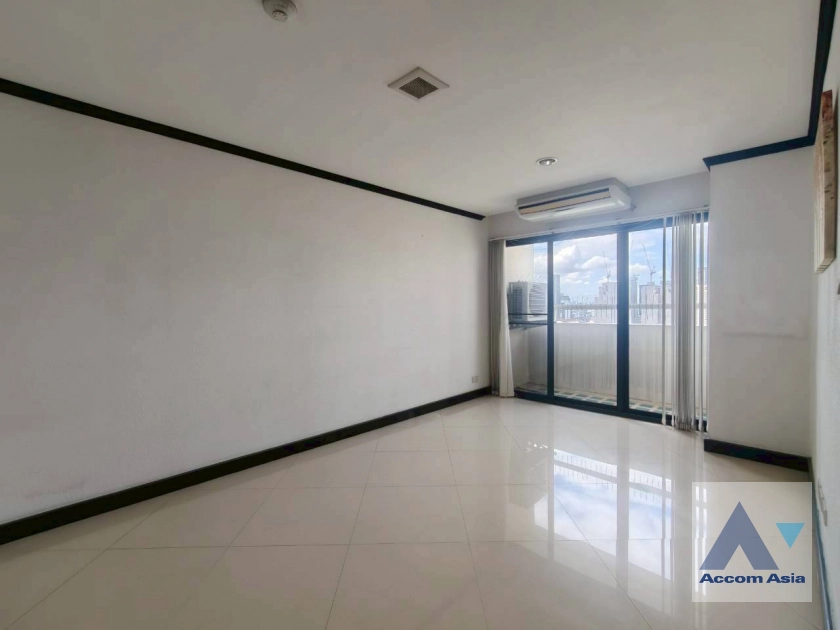 22  3 br Condominium For Sale in Sukhumvit ,Bangkok BTS Ekkamai at Casa Viva AA44496