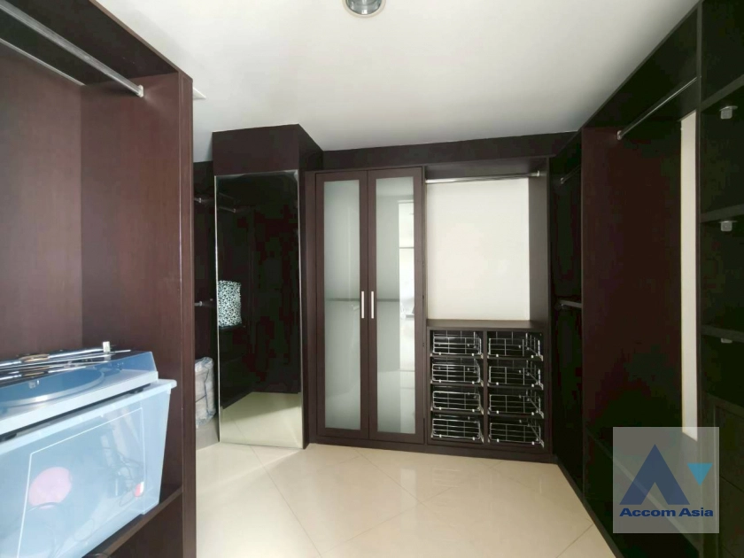 14  3 br Condominium For Sale in Sukhumvit ,Bangkok BTS Ekkamai at Casa Viva AA44496