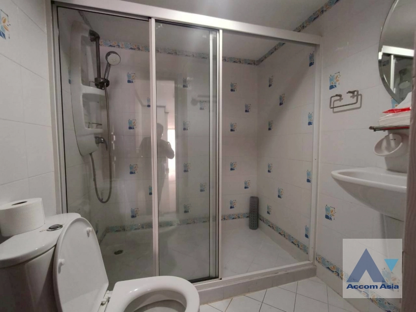 25  3 br Condominium For Sale in Sukhumvit ,Bangkok BTS Ekkamai at Casa Viva AA44496